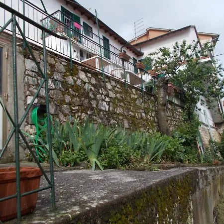 La Vecchia Bed & Breakfast *